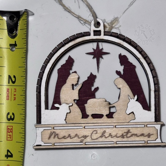 3/$20 Layered Painted Wood Nativity Ornament – “Merry Christmas” - Picture 3 of 4